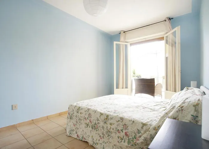 1 Bedroom Lovely In Arma di Taggia