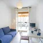 1 Bedroom Lovely In *