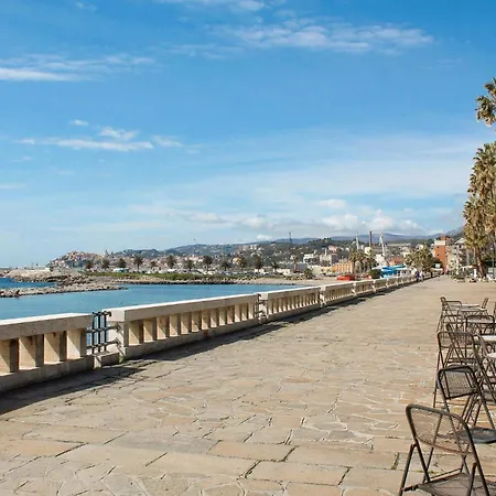 1 Bedroom Stunning In Taggia