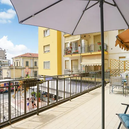 Apartment 1 Bedroom Lovely In